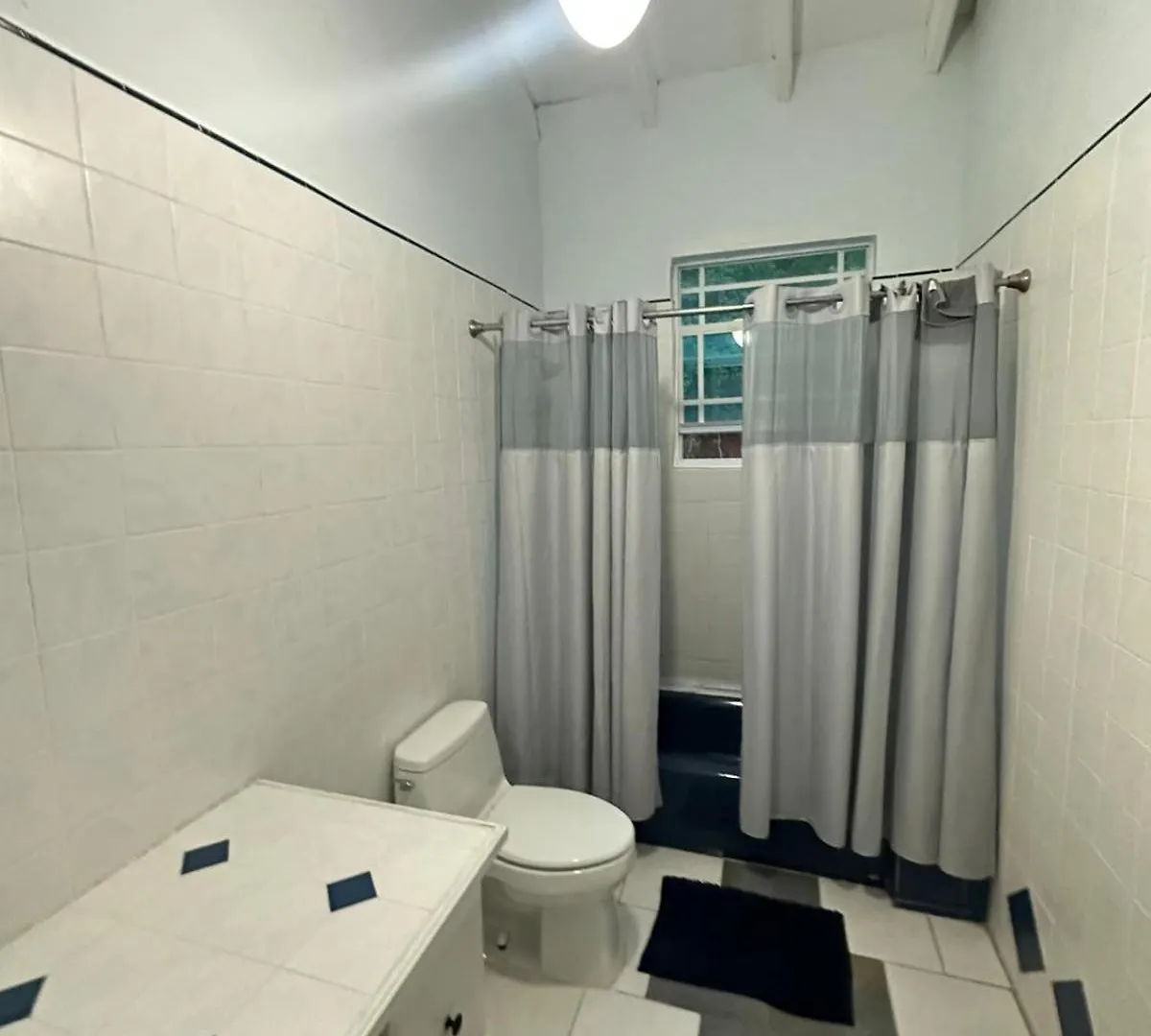 3-Bedroom House With Free Suv West End